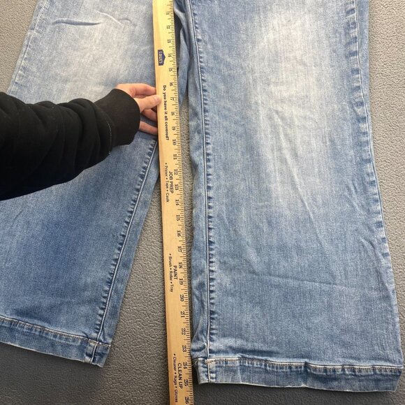 Torrid Womens Size 18R Mid Rise Wide Leg Vintage Stretch Blue Jeans,modified - Picture 6 of 16
